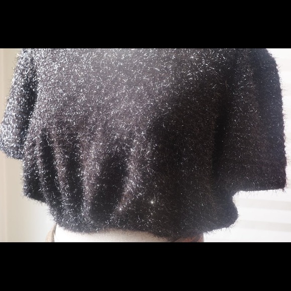 Vtg 80s Fluffy Sparkly Black & Silver Crop Sweater - Picture 6 of 9